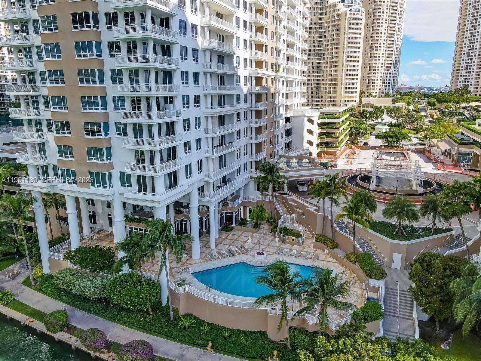 Courts Brickell Key at 801 Brickell Key Blvd, Miami, FL 33131 - For Sale photo 50
