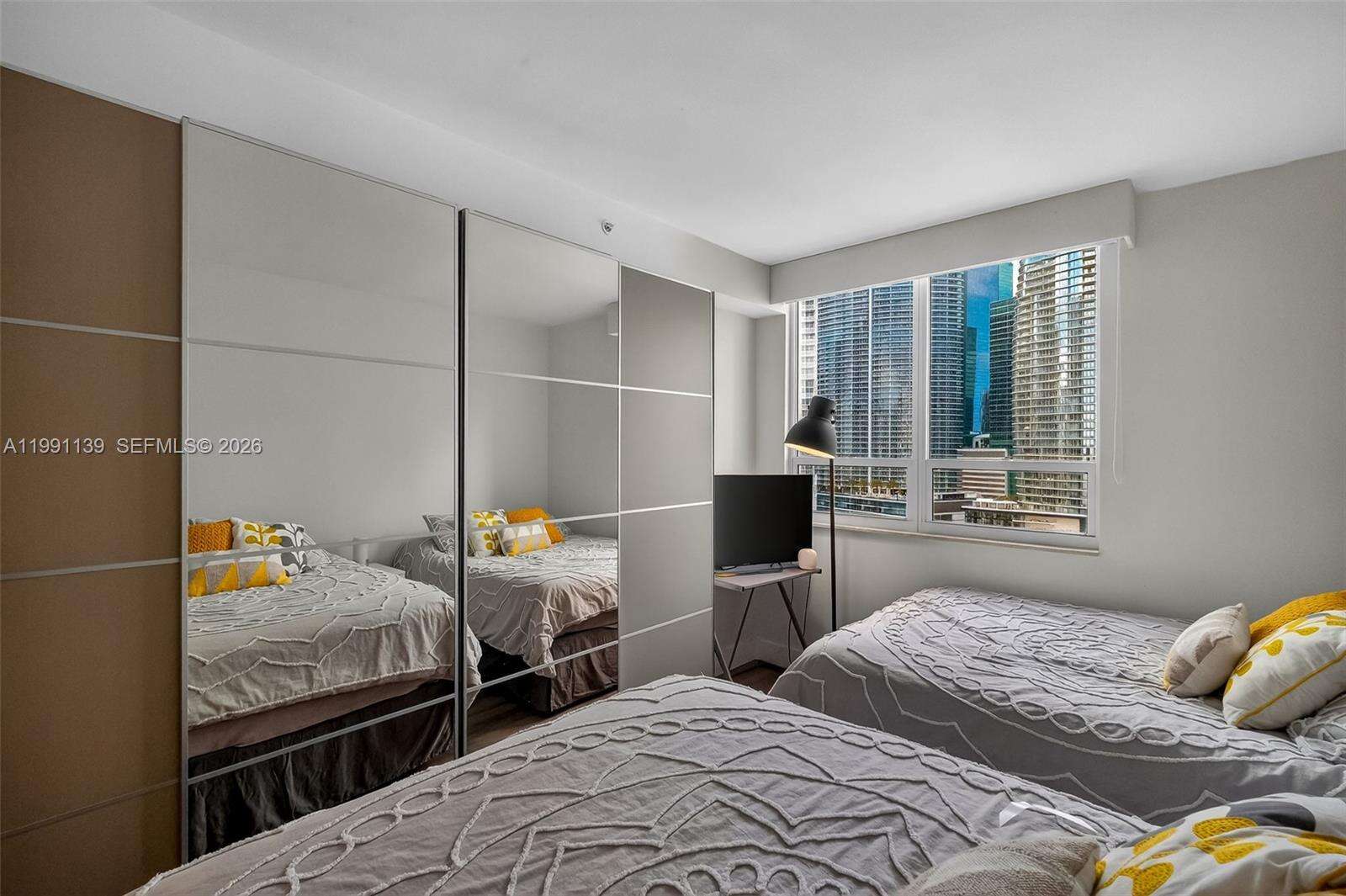 Courts Brickell Key at 801 Brickell Key Blvd, Miami, FL 33131 - For Sale photo 8