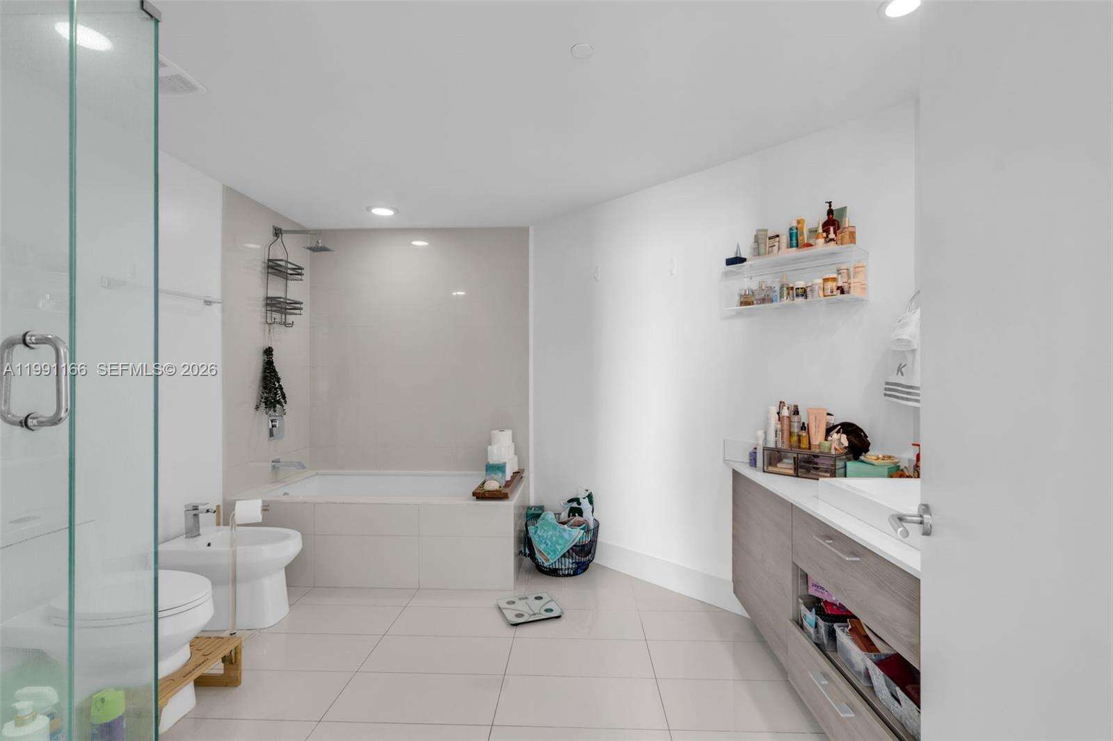 Sls Brickell at 1300 Miami Ave, Miami, FL 33130 - For Sale photo 18