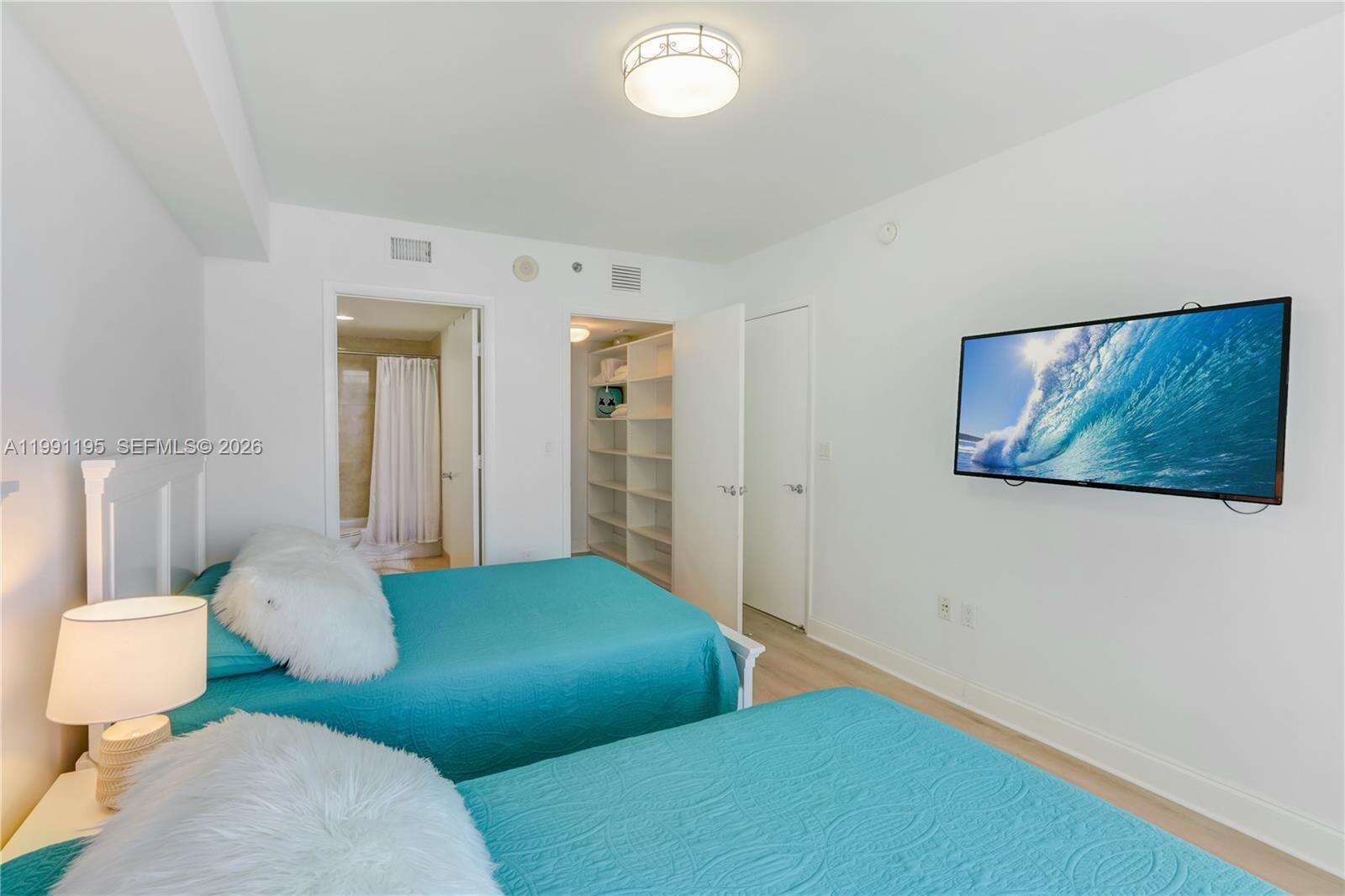 BEACH CLUB TWO - 1830 Ocean Dr, Hallandale Beach, FL 33009 | Picture 19