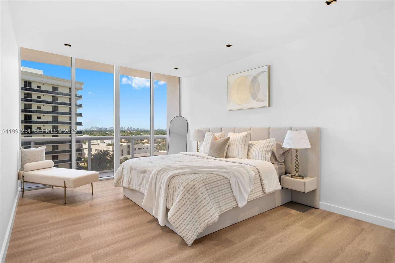 MAJESTIC TOWER AT BAL HARBOUR - 9601 Collins Ave, Bal Harbour, FL 33154 | Picture 19