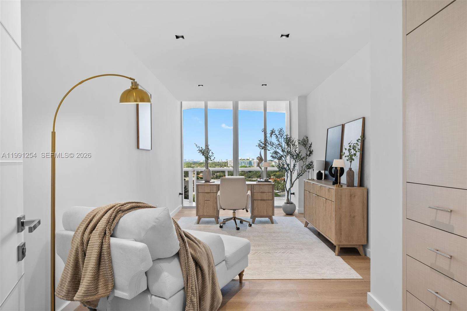 MAJESTIC TOWER AT BAL HARBOUR - 9601 Collins Ave, Bal Harbour, FL 33154 | Picture 23