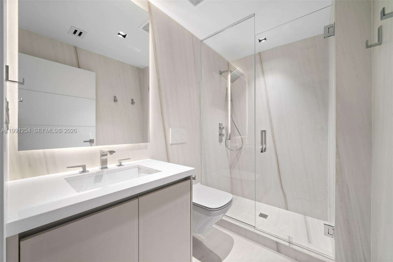 MAJESTIC TOWER AT BAL HARBOUR - 9601 Collins Ave, Bal Harbour, FL 33154 | Picture 25