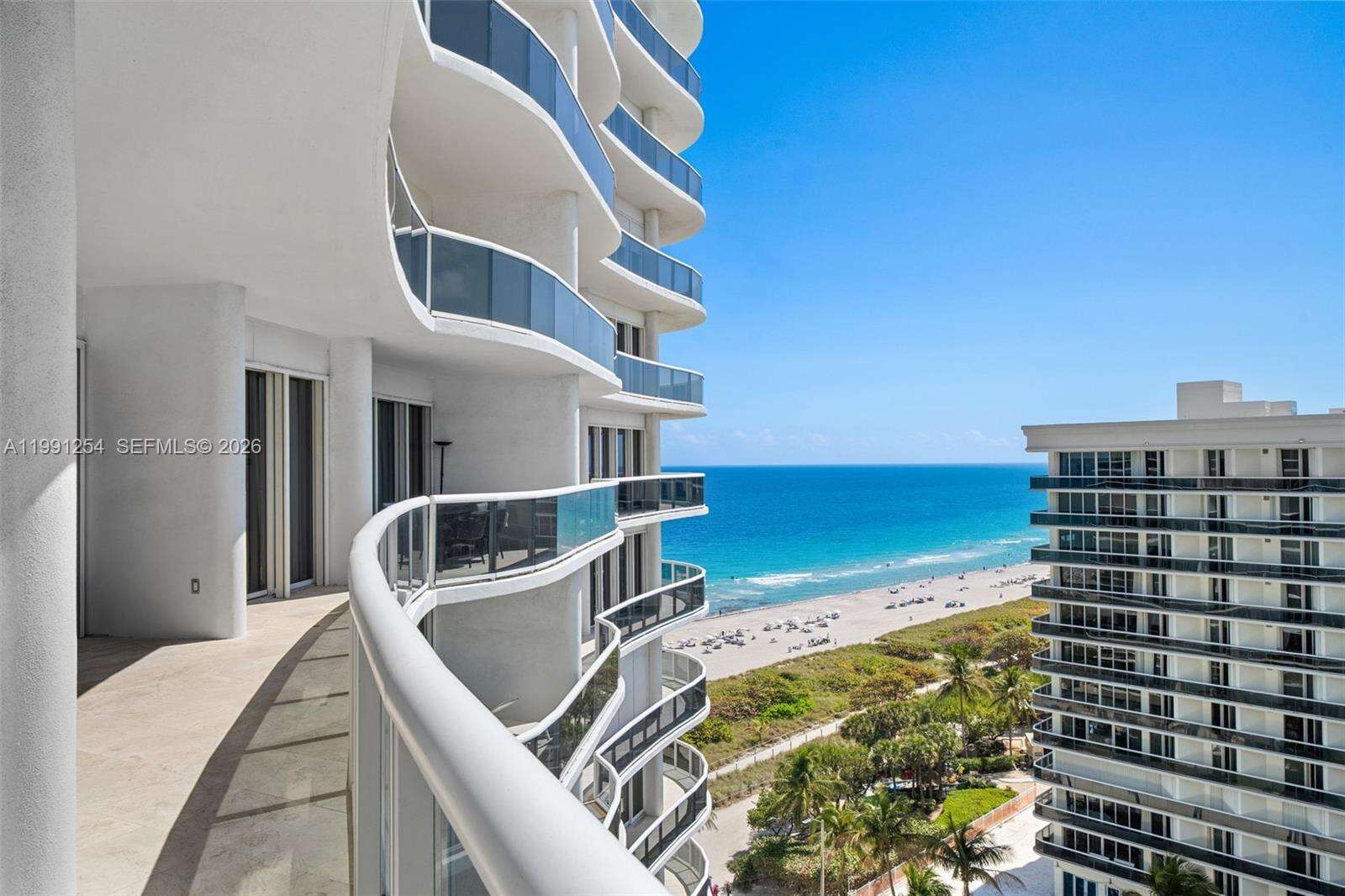 MAJESTIC TOWER AT BAL HARBOUR - 9601 Collins Ave, Bal Harbour, FL 33154 | Picture 37