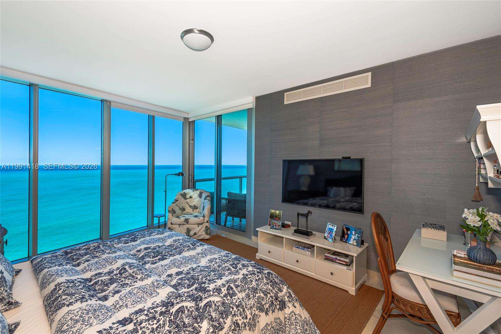 JADE BEACH - 17001 Collins Ave, Sunny Isles Beach, FL 33160 | Picture 17