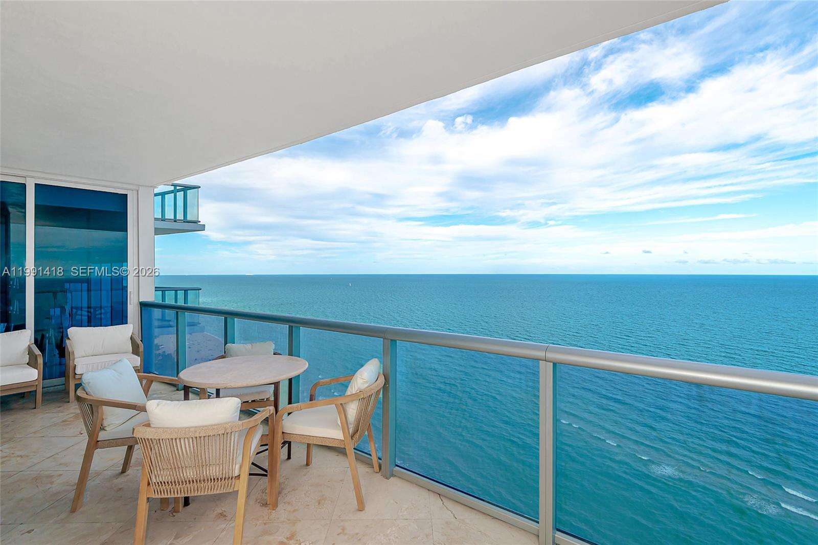 JADE BEACH - 17001 Collins Ave, Sunny Isles Beach, FL 33160 | Picture 36