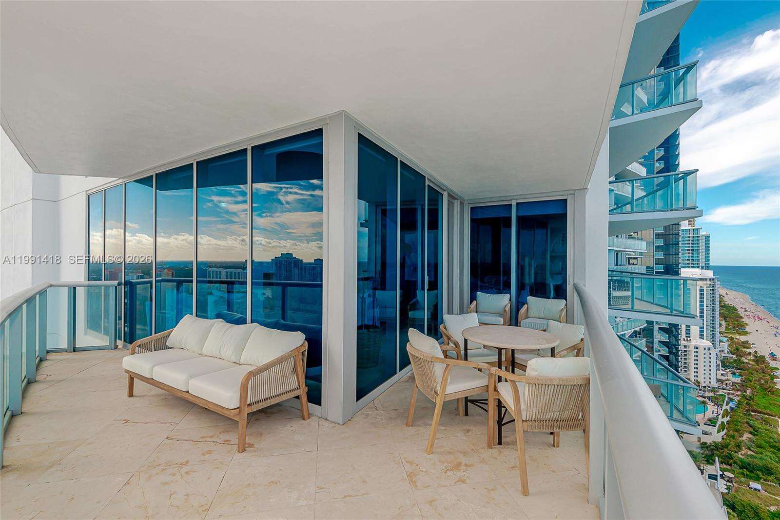 JADE BEACH - 17001 Collins Ave, Sunny Isles Beach, FL 33160 | Picture 37