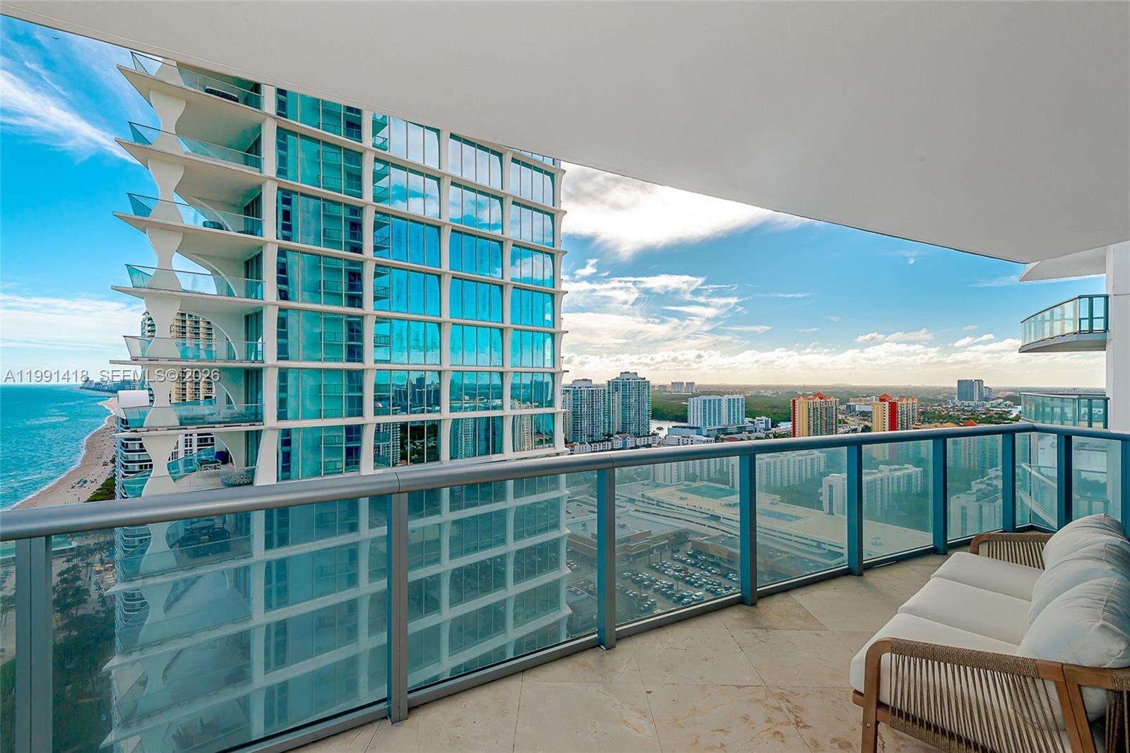 JADE BEACH - 17001 Collins Ave, Sunny Isles Beach, FL 33160 | Picture 38