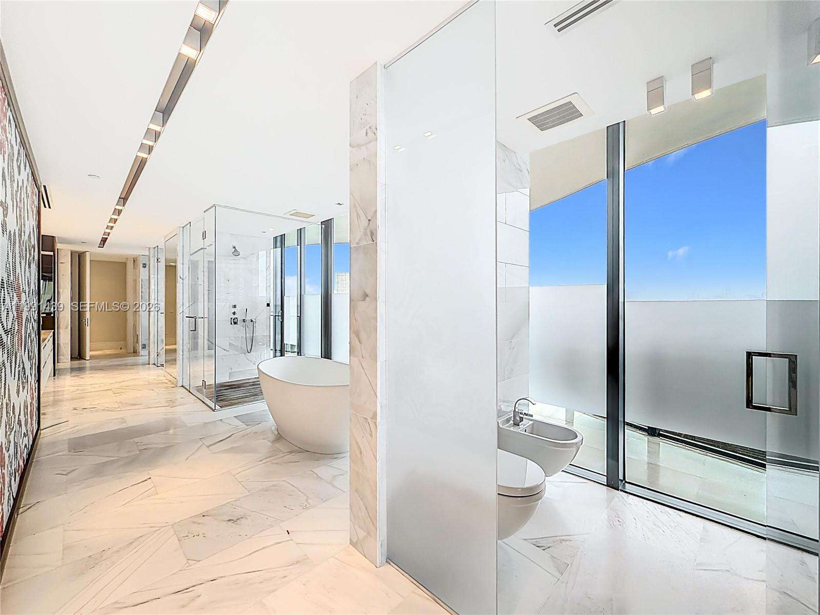 REGALIA - 19575 Collins Ave, Sunny Isles Beach, FL 33160 | Picture 45