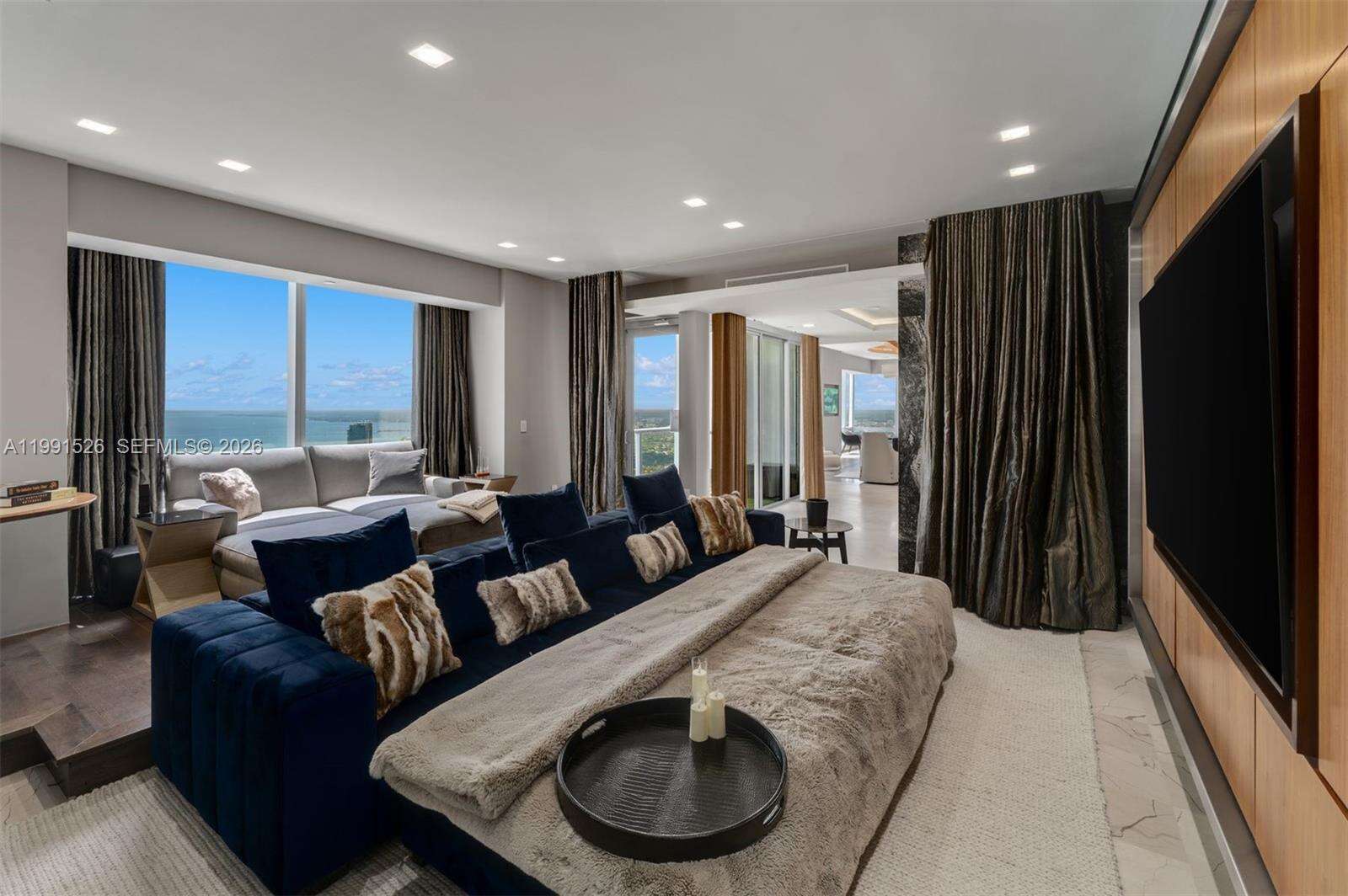 MILLENNIUM TOWER - 1425 Brickell Ave, Miami, FL 33131 | Picture 11