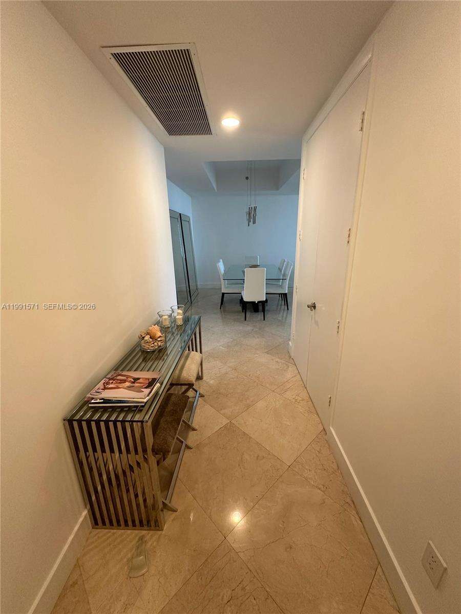 TDR TOWER I - 16001 Collins Ave, Sunny Isles Beach, FL 33160 | Picture 1