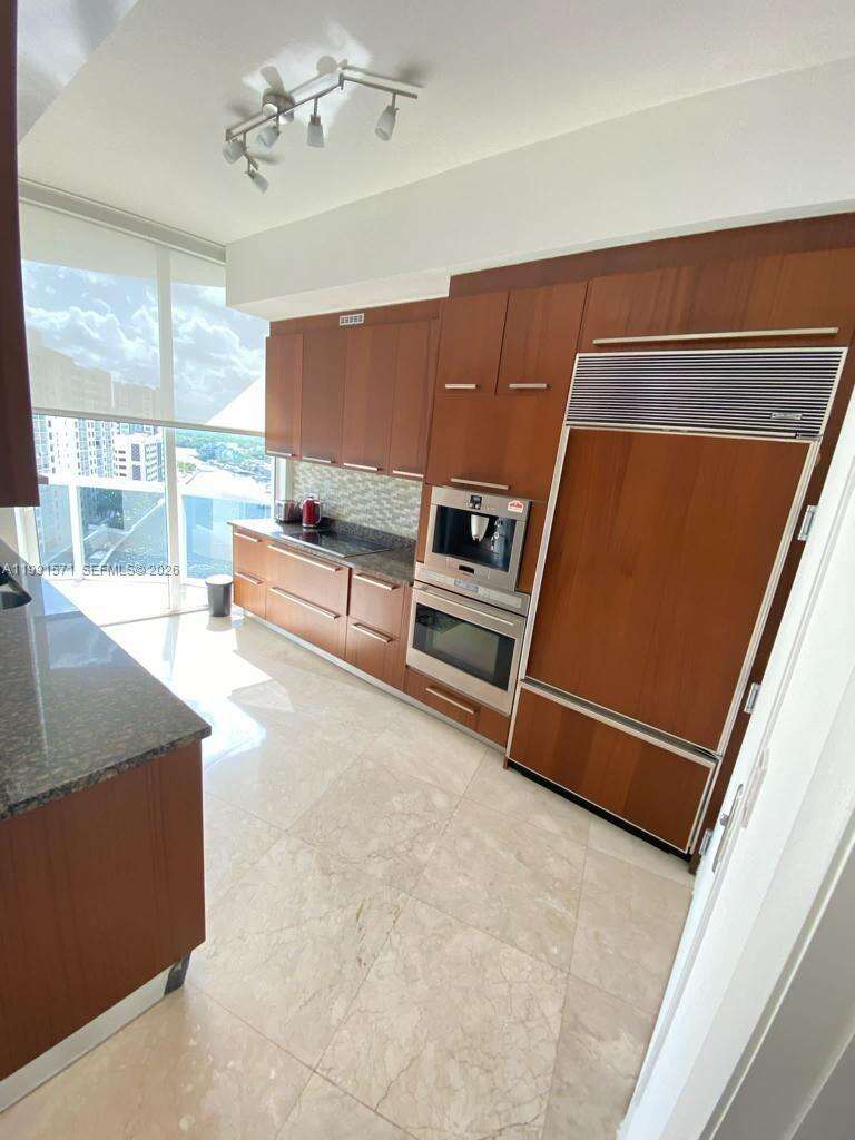 TDR TOWER I - 16001 Collins Ave, Sunny Isles Beach, FL 33160 | Picture 14