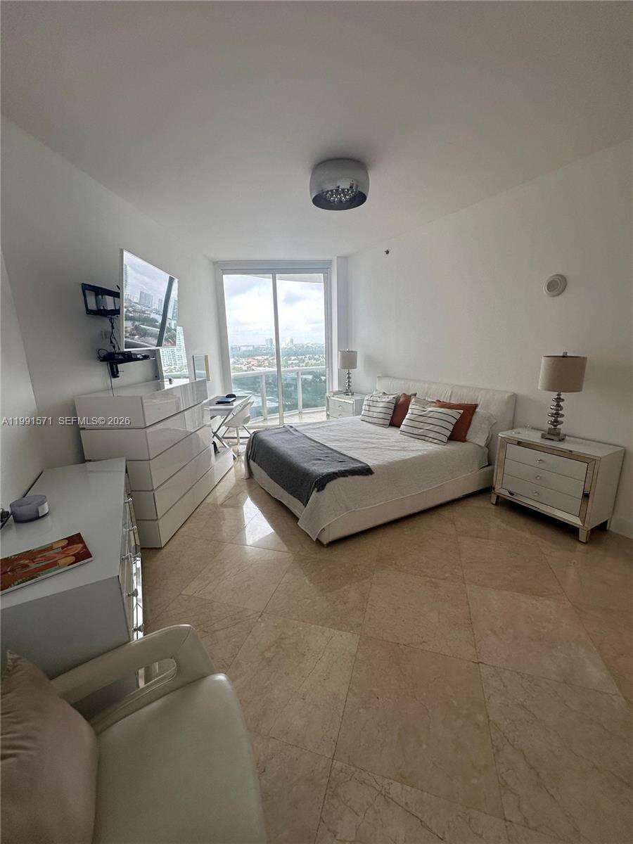 TDR TOWER I - 16001 Collins Ave, Sunny Isles Beach, FL 33160 | Picture 17