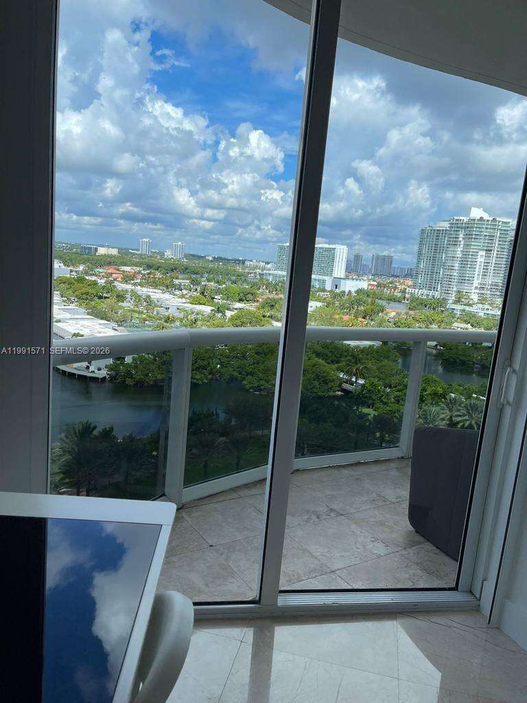 TDR TOWER I - 16001 Collins Ave, Sunny Isles Beach, FL 33160 | Picture 32