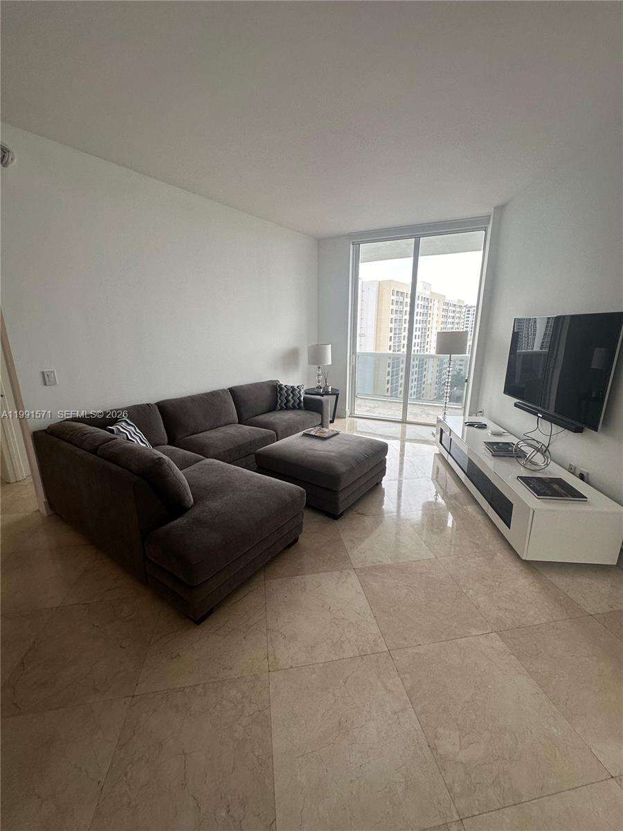 TDR TOWER I - 16001 Collins Ave, Sunny Isles Beach, FL 33160 | Picture 9