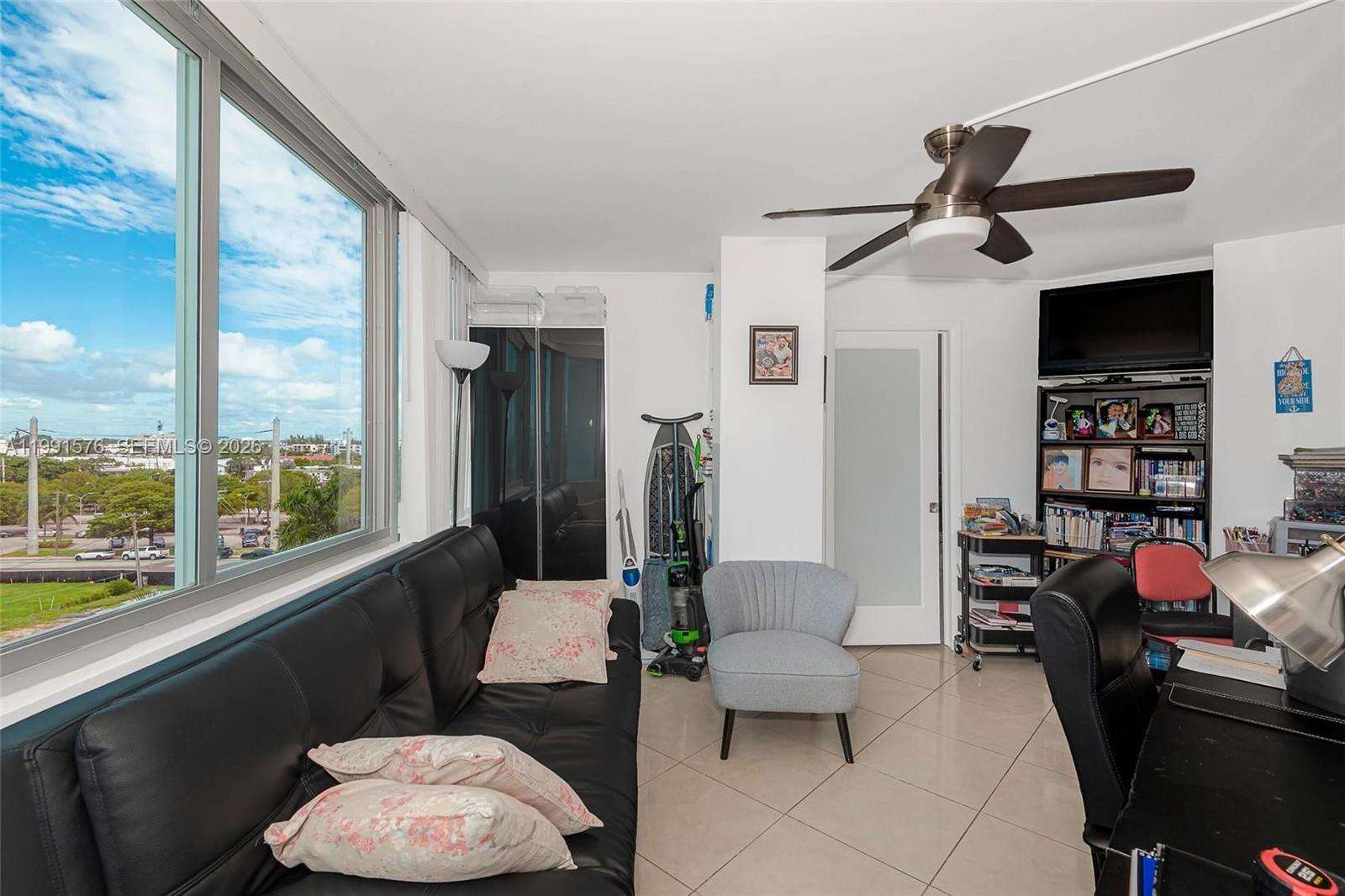 Burleigh House at 7135 Collins Ave, Miami Beach, FL 33141 - For Sale photo 19