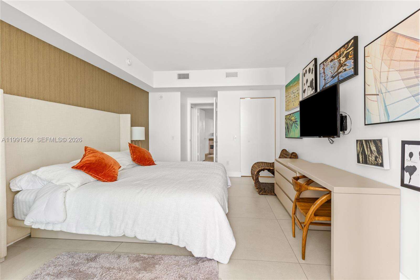 Hyde Resort at 4111 Ocean Dr, Hollywood, FL 33019 - For Sale photo 26