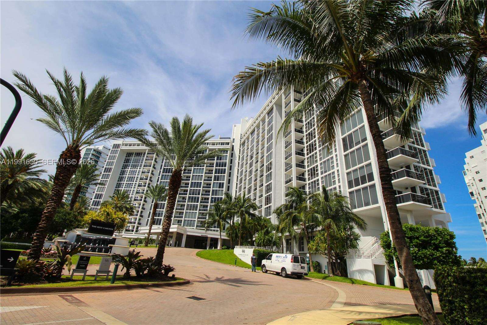 HARBOUR HOUSE - 10275 Collins Ave, Bal Harbour, FL 33154 | Picture 15