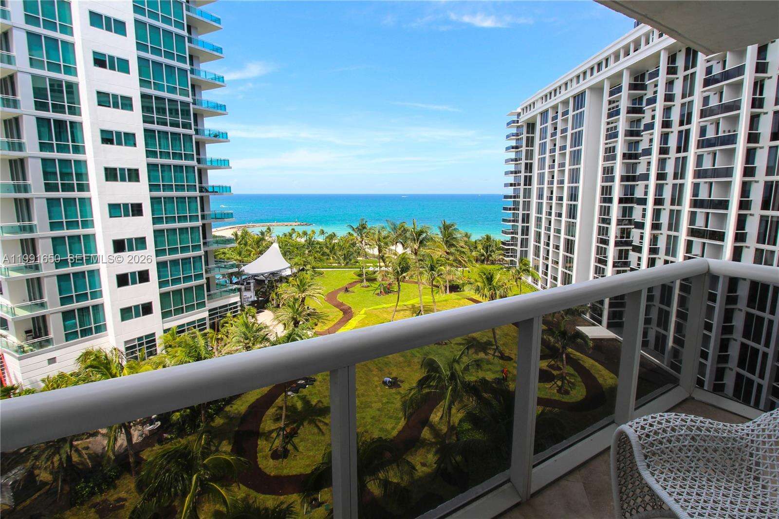 HARBOUR HOUSE - 10275 Collins Ave, Bal Harbour, FL 33154 | Picture 3