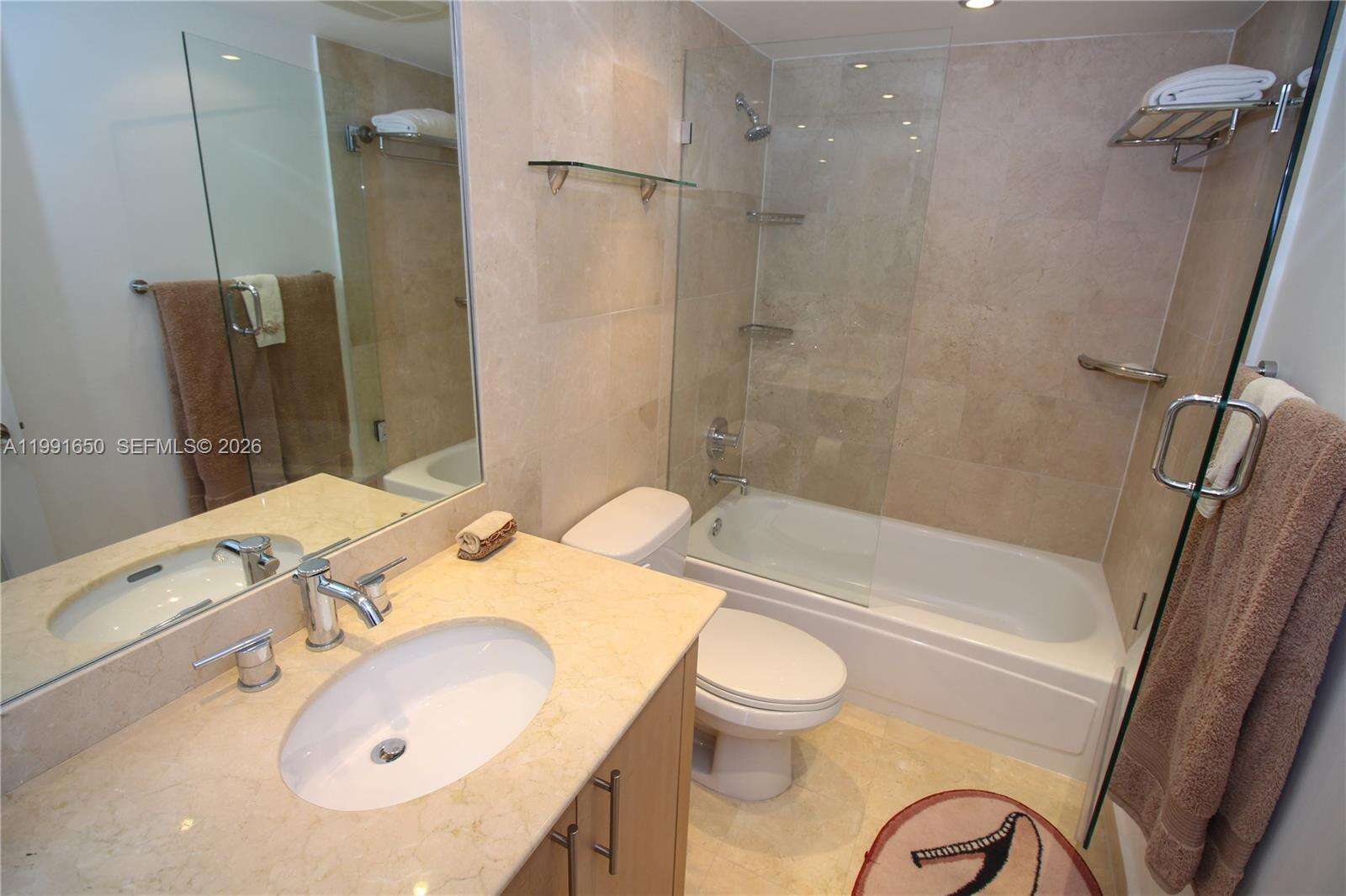HARBOUR HOUSE - 10275 Collins Ave, Bal Harbour, FL 33154 | Picture 31