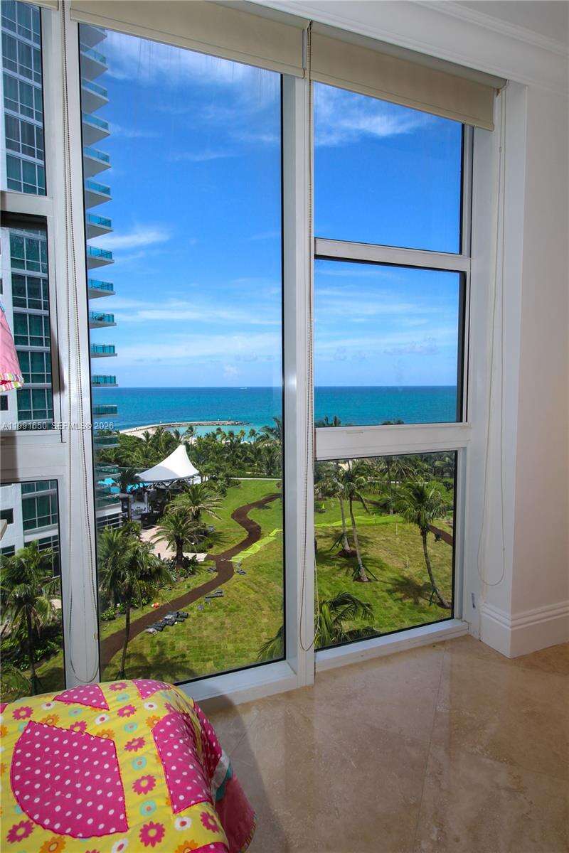 HARBOUR HOUSE - 10275 Collins Ave, Bal Harbour, FL 33154 | Picture 38