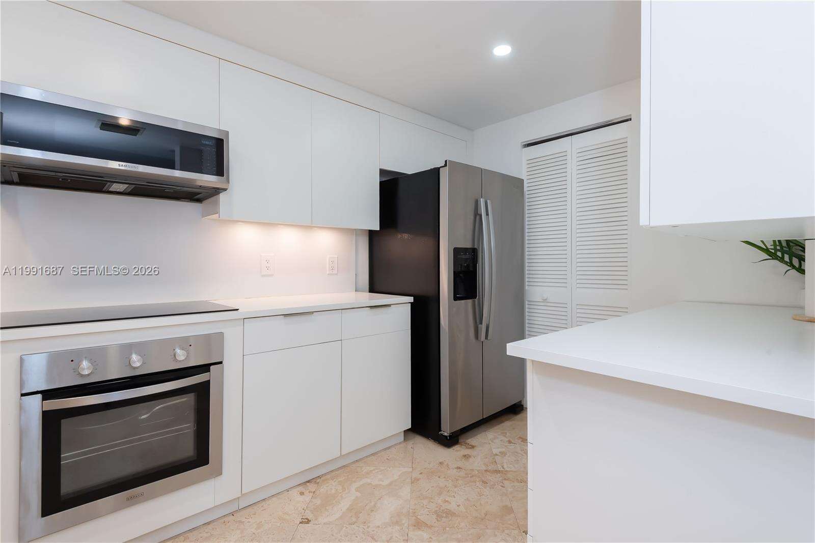 COURVOISIER COURTS - 701 Brickell Key Blvd, Miami, FL 33131 | Picture 35
