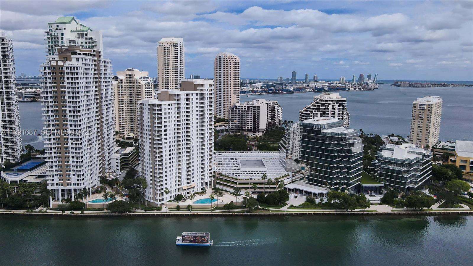 COURVOISIER COURTS - 701 Brickell Key Blvd, Miami, FL 33131 | Picture 44