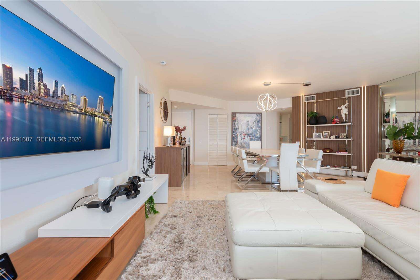 COURVOISIER COURTS - 701 Brickell Key Blvd, Miami, FL 33131 | Picture 10