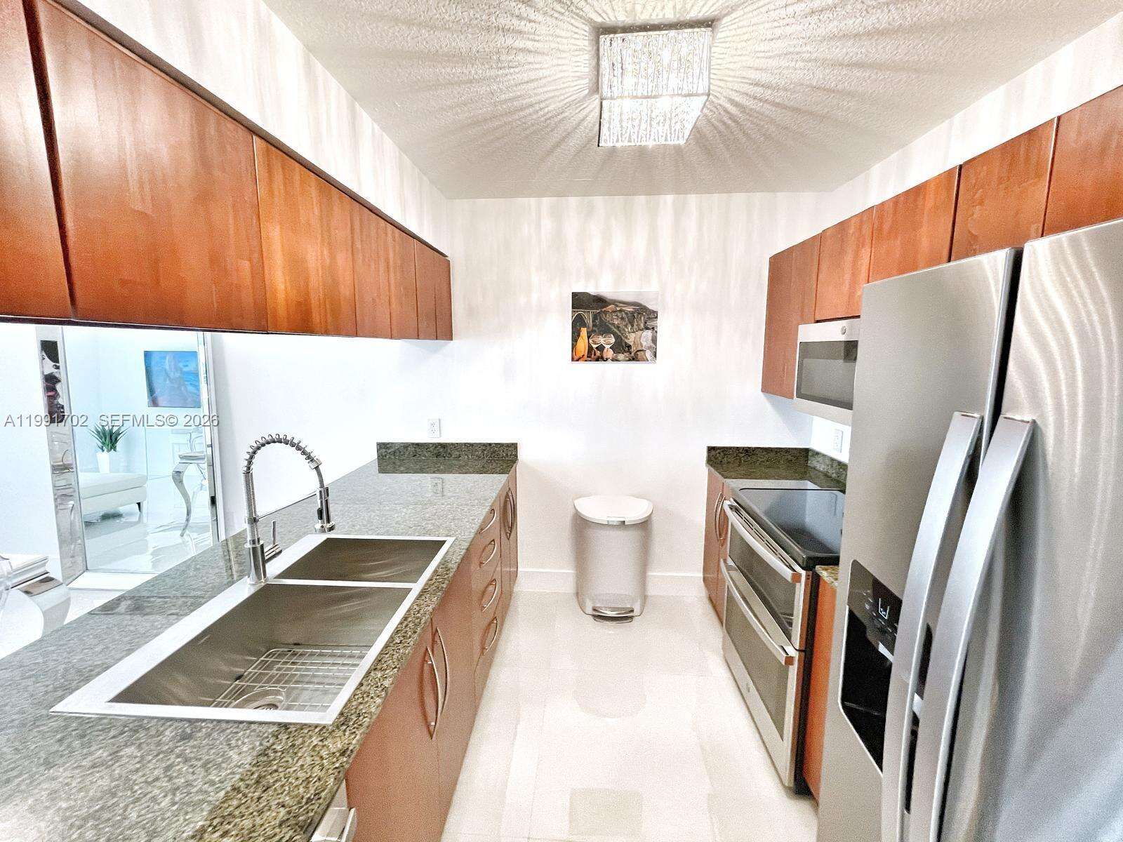 The Club At Brickell Bay at 1200 Brickell Bay Dr, Miami, FL 33131 - For Sale photo 18