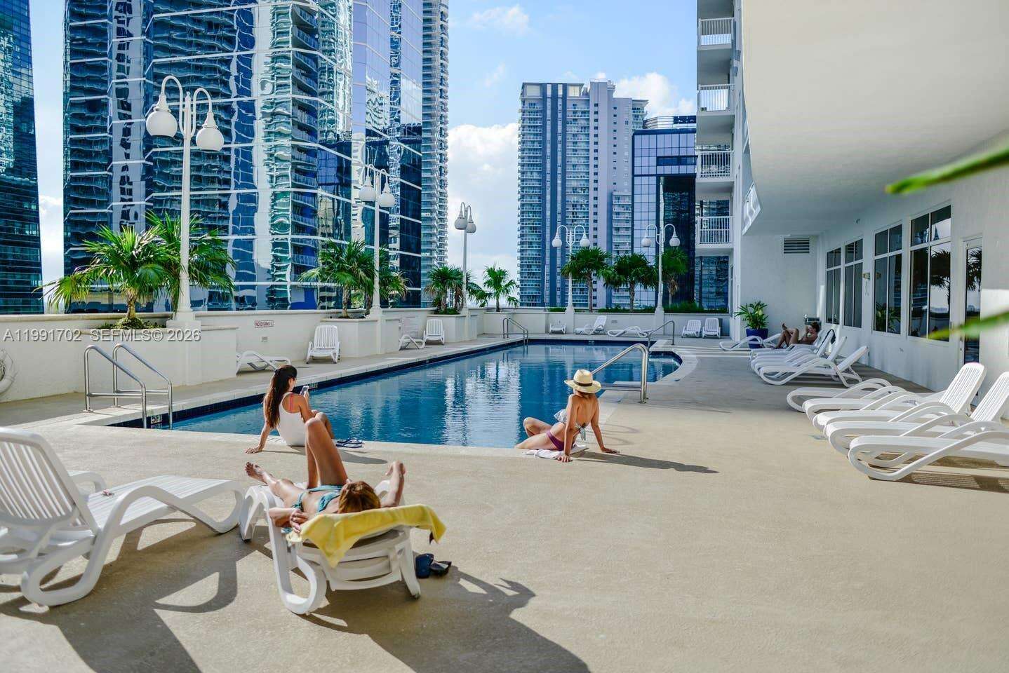 The Club At Brickell Bay at 1200 Brickell Bay Dr, Miami, FL 33131 - For Sale photo 20