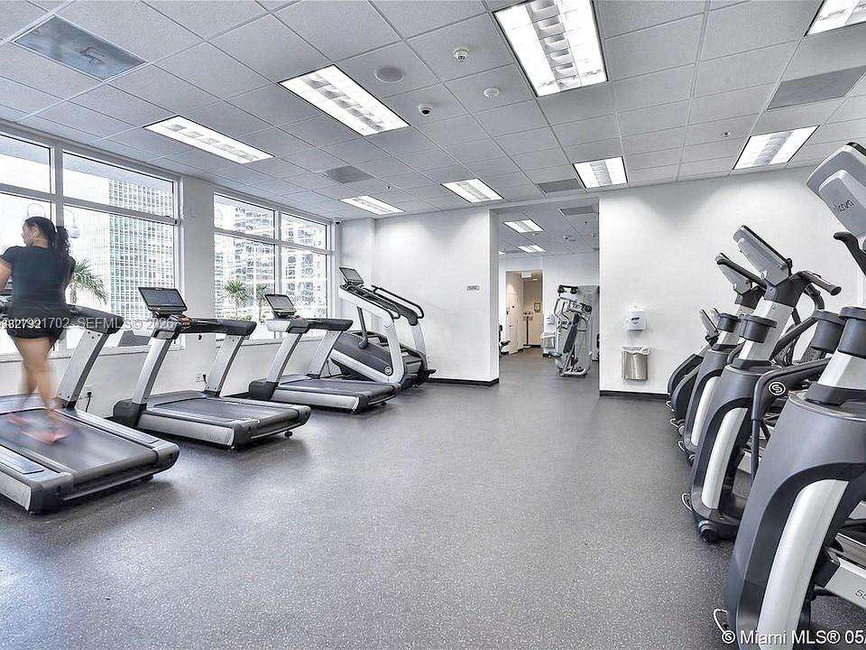 The Club At Brickell Bay at 1200 Brickell Bay Dr, Miami, FL 33131 - For Sale photo 30