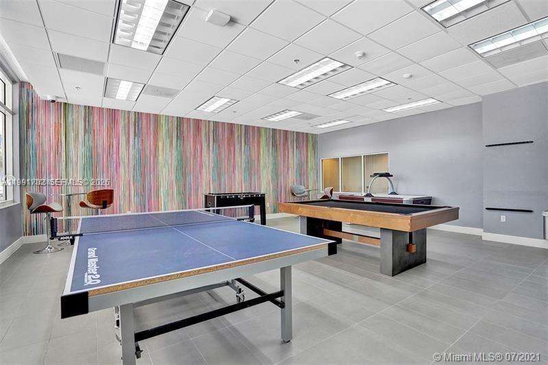 The Club At Brickell Bay at 1200 Brickell Bay Dr, Miami, FL 33131 - For Sale photo 31