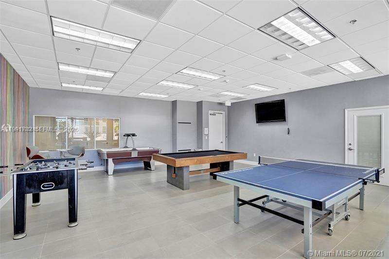 The Club At Brickell Bay at 1200 Brickell Bay Dr, Miami, FL 33131 - For Sale photo 32