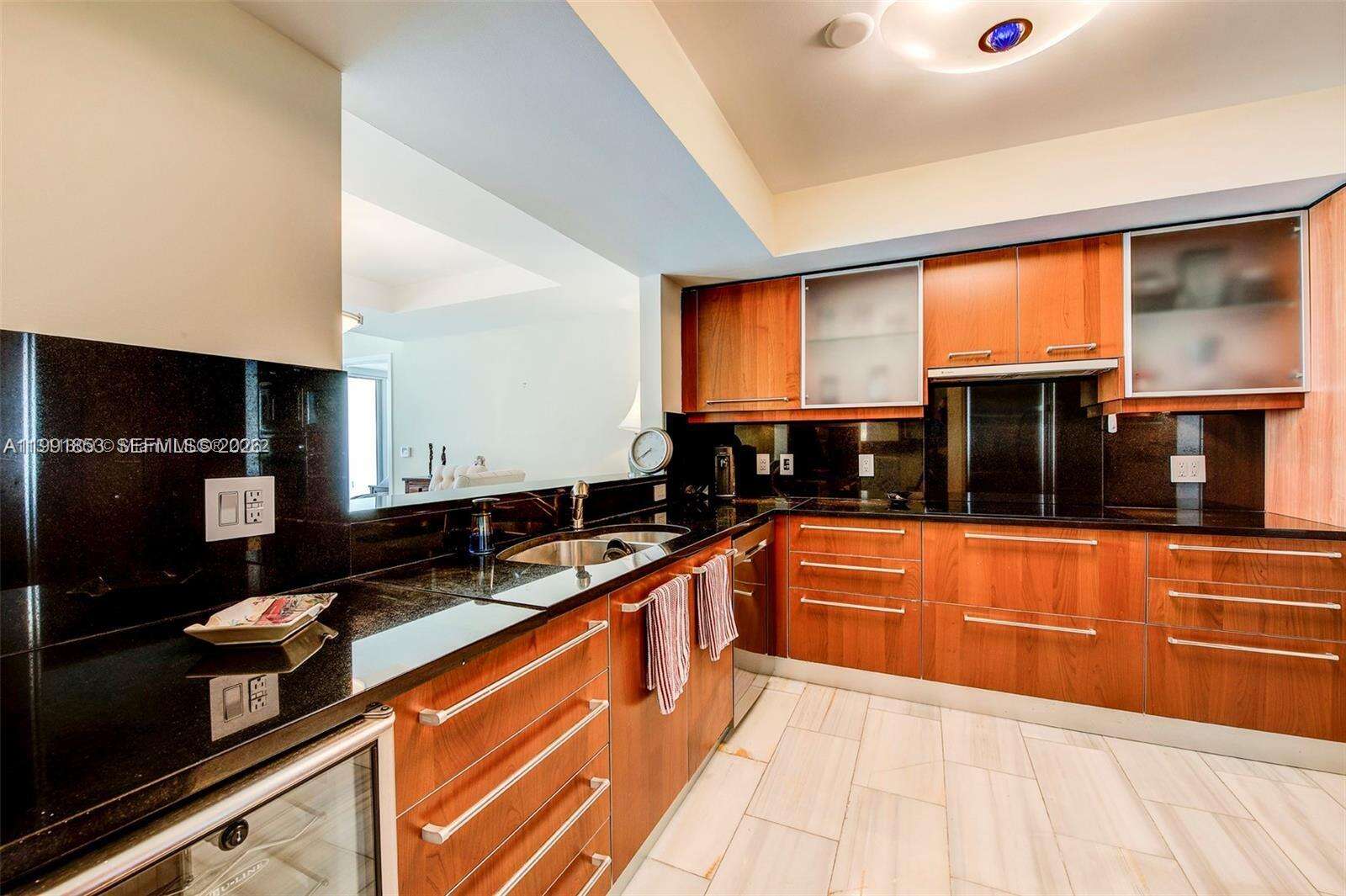 Jade At Brickell Bay at 1331 Brickell Bay Dr, Miami, FL 33131 - For Sale photo 17
