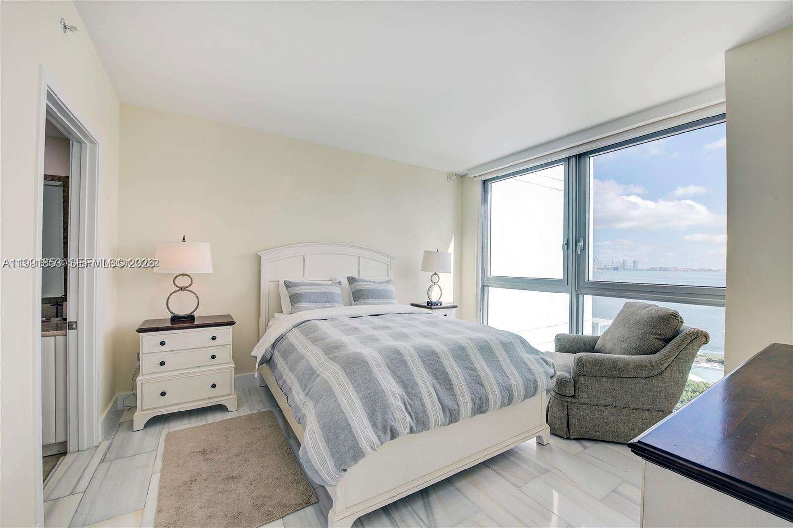 Jade At Brickell Bay at 1331 Brickell Bay Dr, Miami, FL 33131 - For Sale photo 21