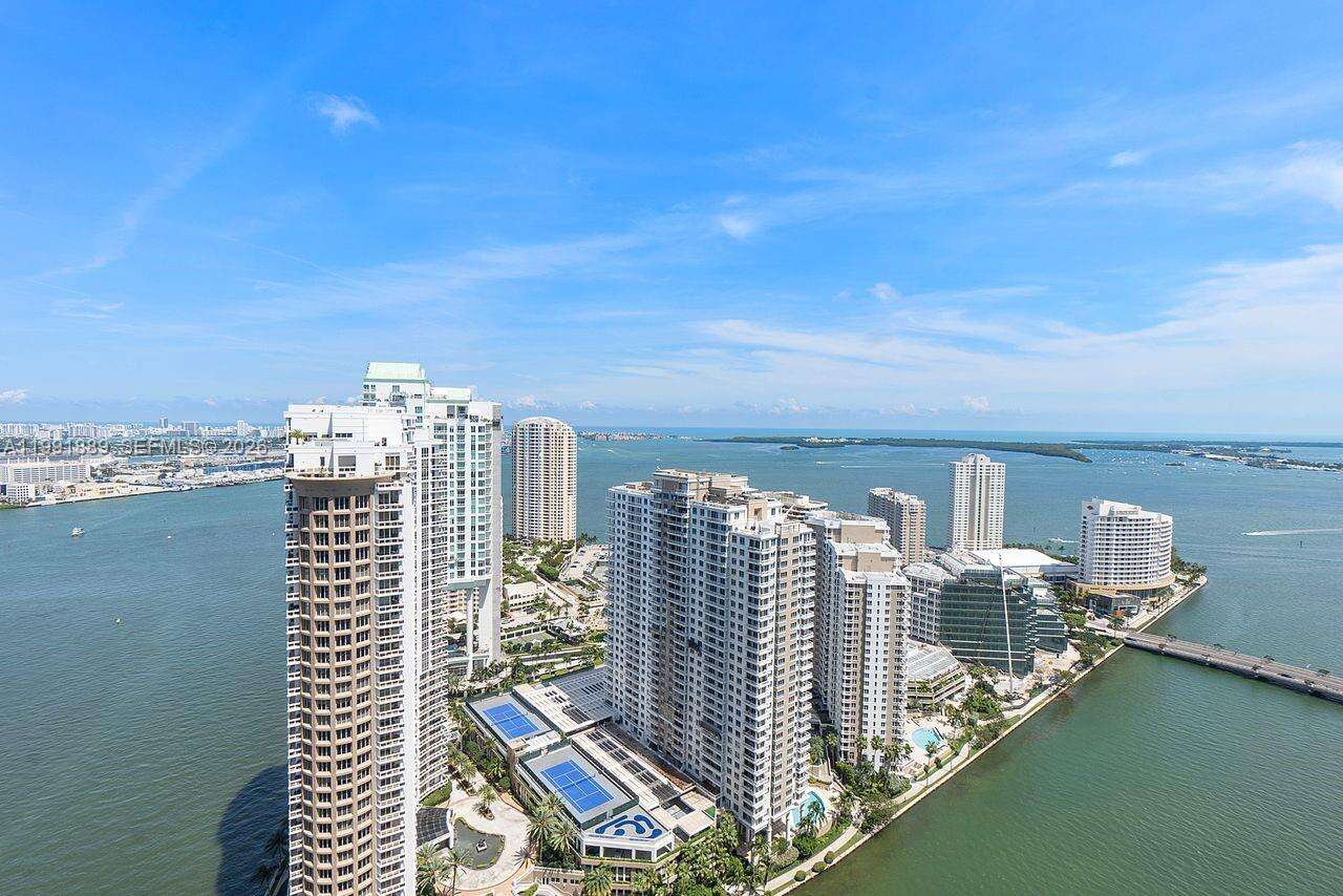 Icon Brickell 1 at 465 Brickell Ave, Miami, FL 33131 - For Sale photo 15