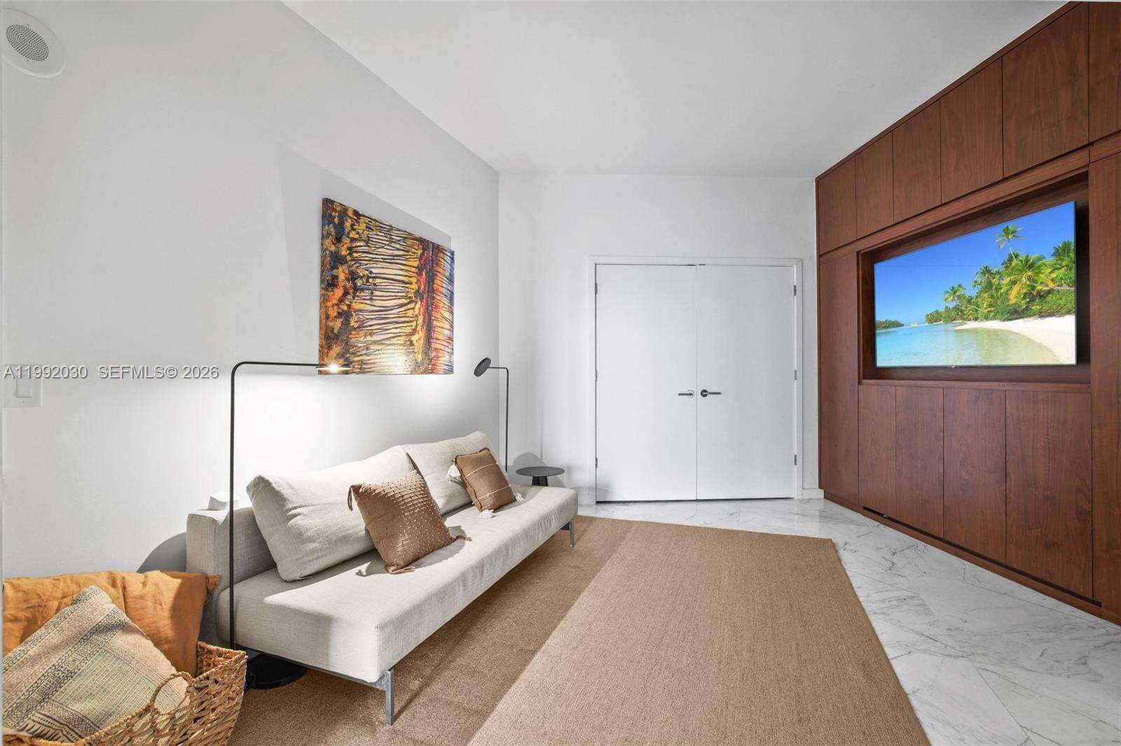 Paramount Miami Worldcenter at 851 1 Ave, Miami, FL 33132 - For Sale photo 14