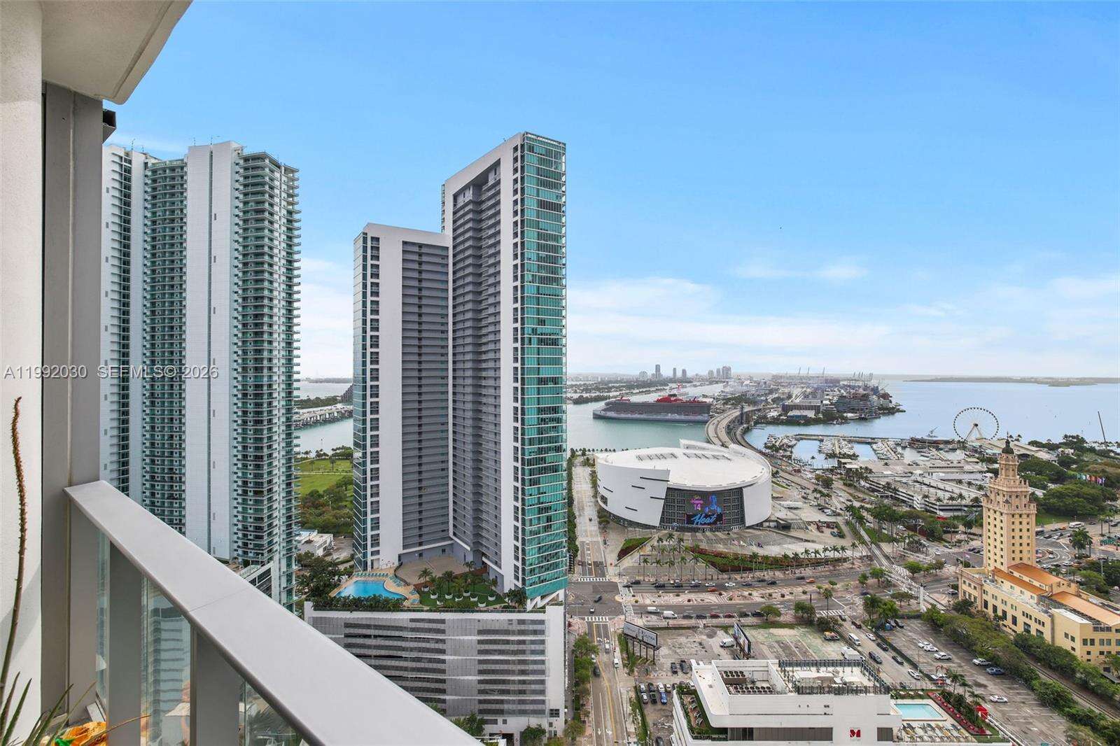 Paramount Miami Worldcenter at 851 1 Ave, Miami, FL 33132 - For Sale photo 29