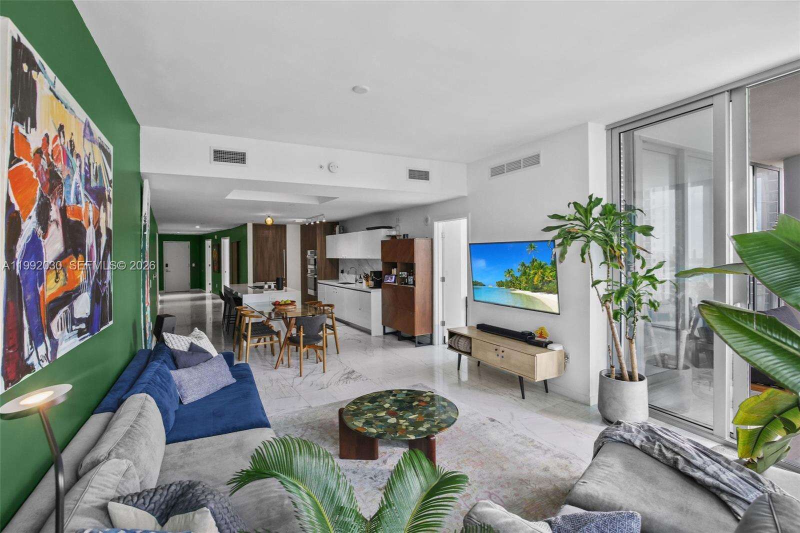 Paramount Miami Worldcenter at 851 1 Ave, Miami, FL 33132 - For Sale photo 7