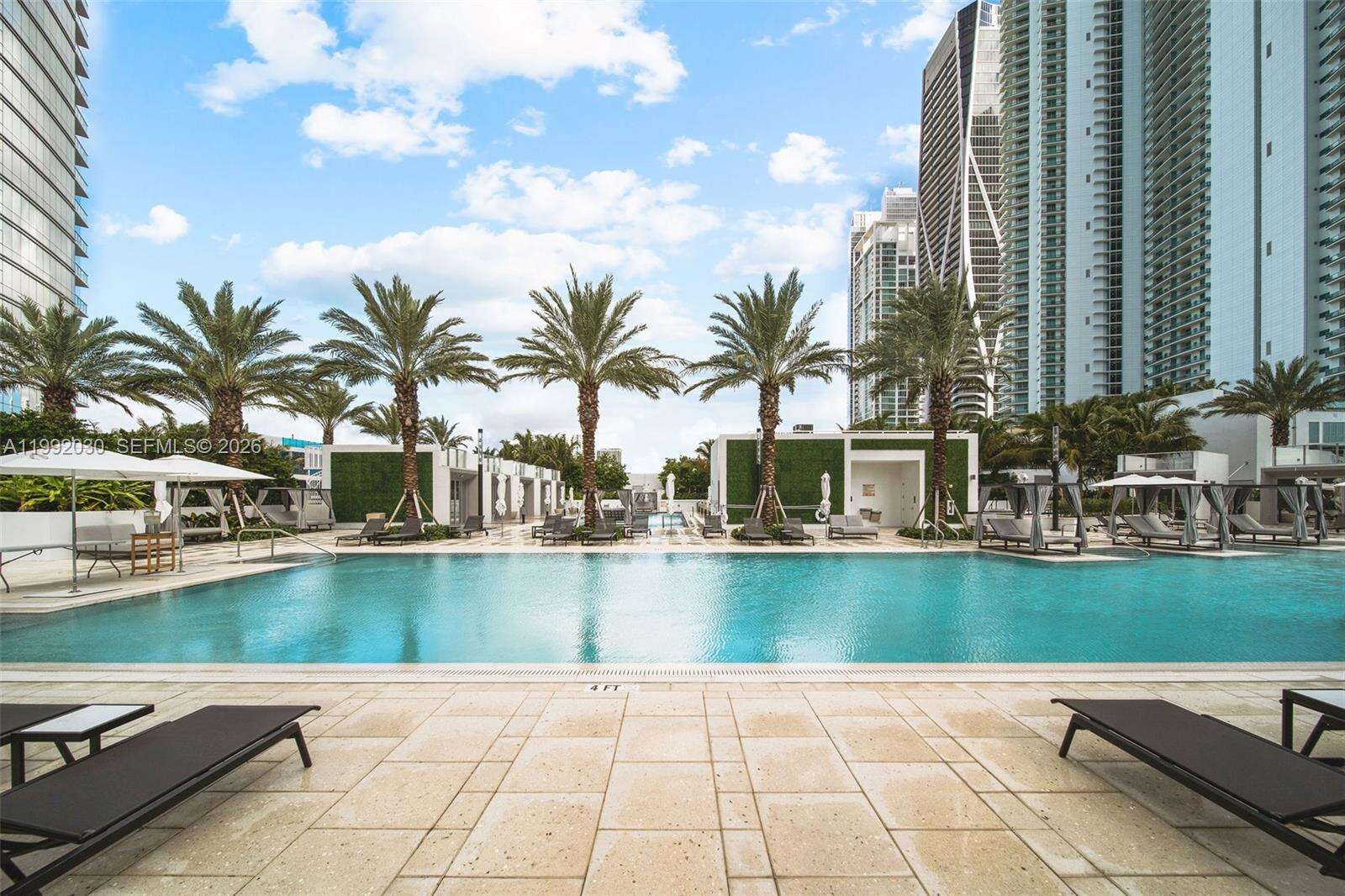 Paramount Miami Worldcenter at 851 1 Ave, Miami, FL 33132 - For Sale photo 61