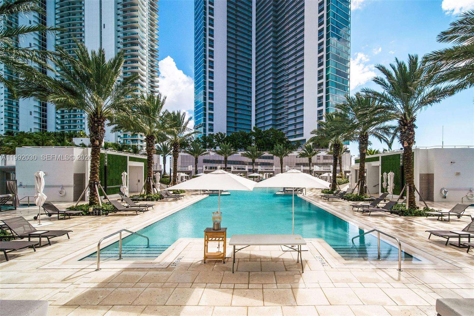 Paramount Miami Worldcenter at 851 1 Ave, Miami, FL 33132 - For Sale photo 63