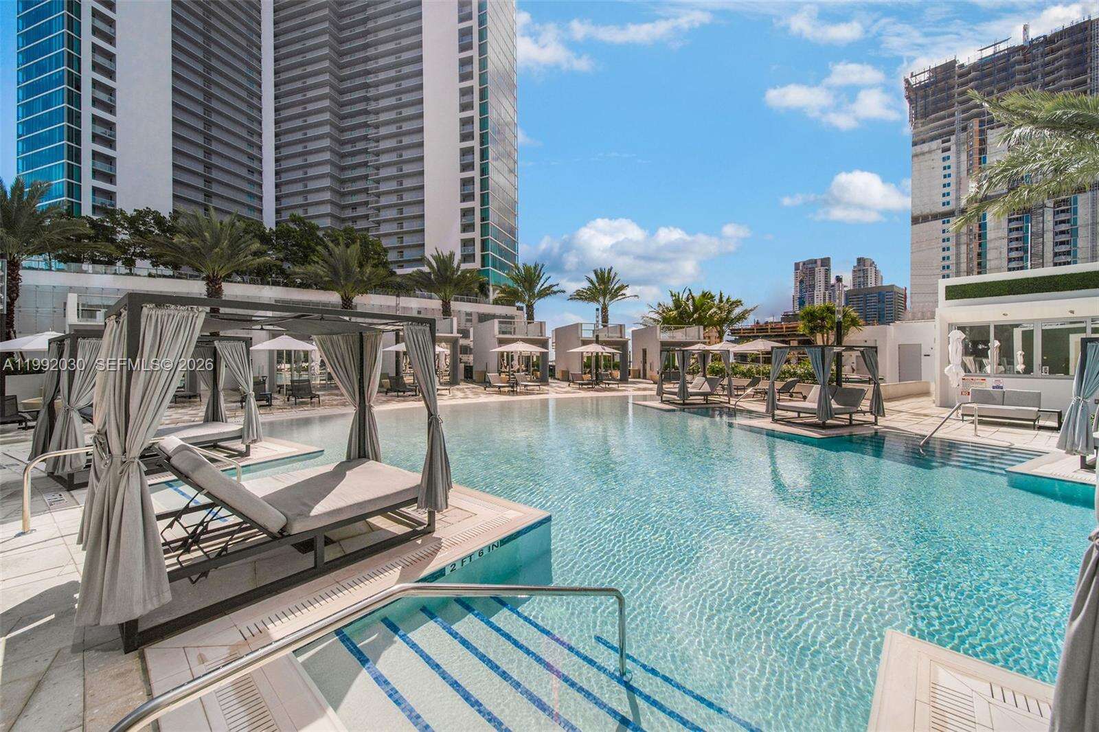 Paramount Miami Worldcenter at 851 1 Ave, Miami, FL 33132 - For Sale photo 67
