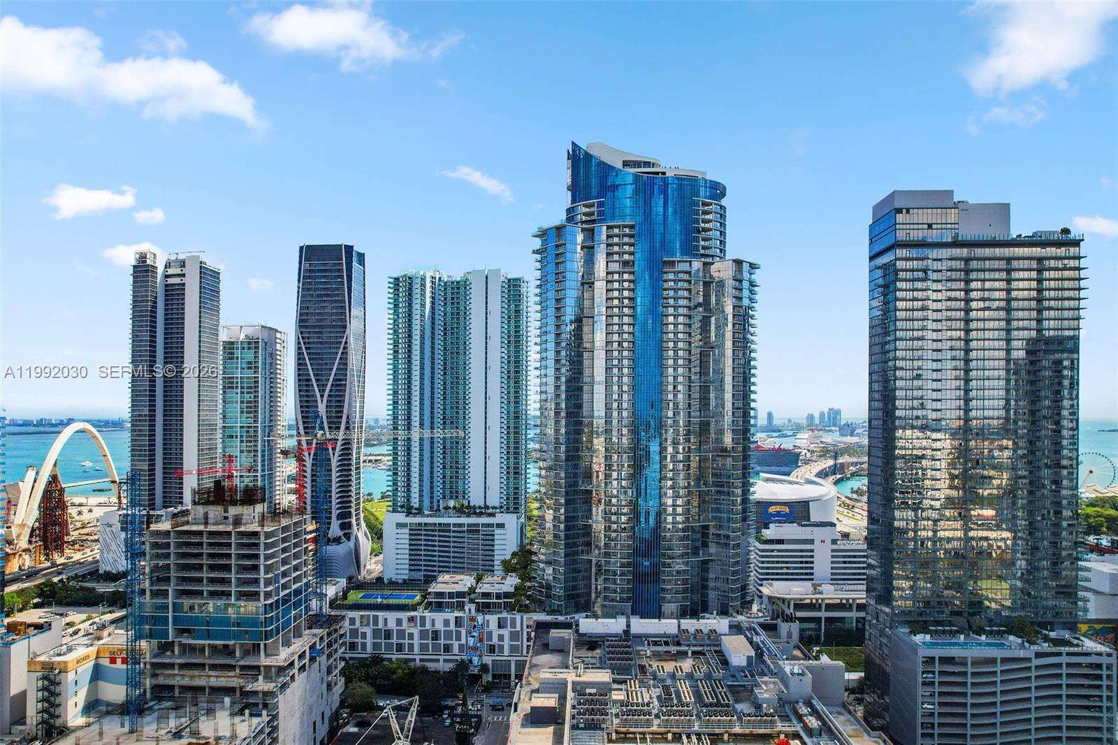 Paramount Miami Worldcenter at 851 1 Ave, Miami, FL 33132 - For Sale photo 69
