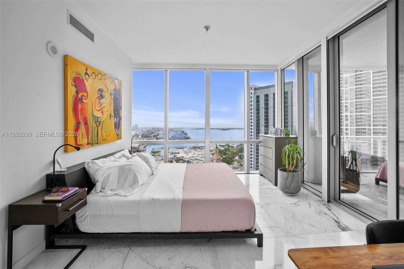 Paramount Miami Worldcenter at 851 1 Ave, Miami, FL 33132 - For Sale photo 10