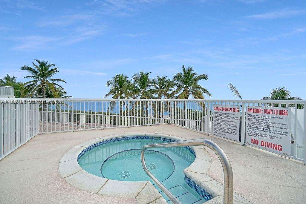 The Carriage House at 5401 Collins Ave, Miami Beach, FL 33140 - For Sale photo 11
