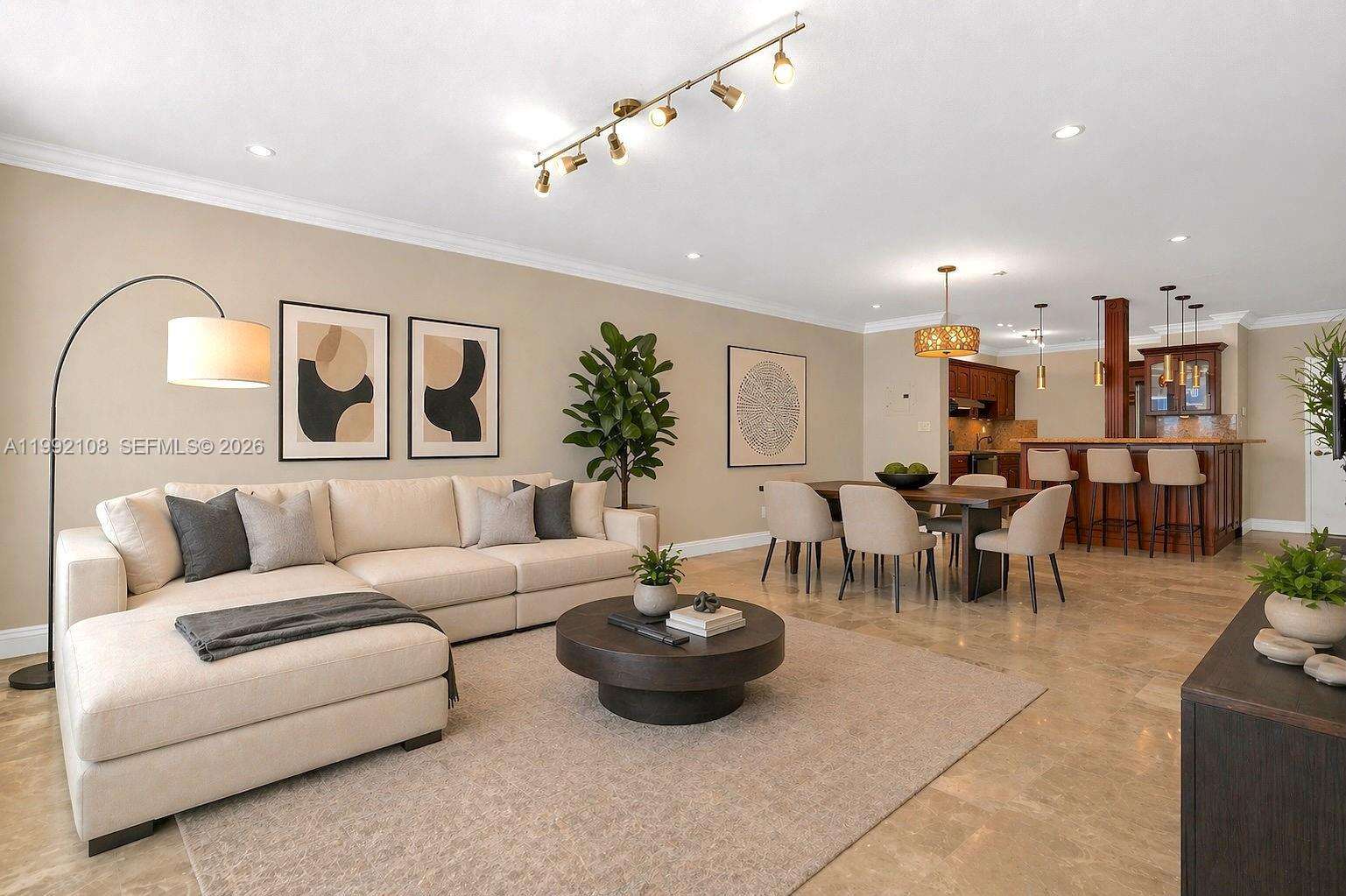 The Carriage House at 5401 Collins Ave, Miami Beach, FL 33140 - For Sale photo 27