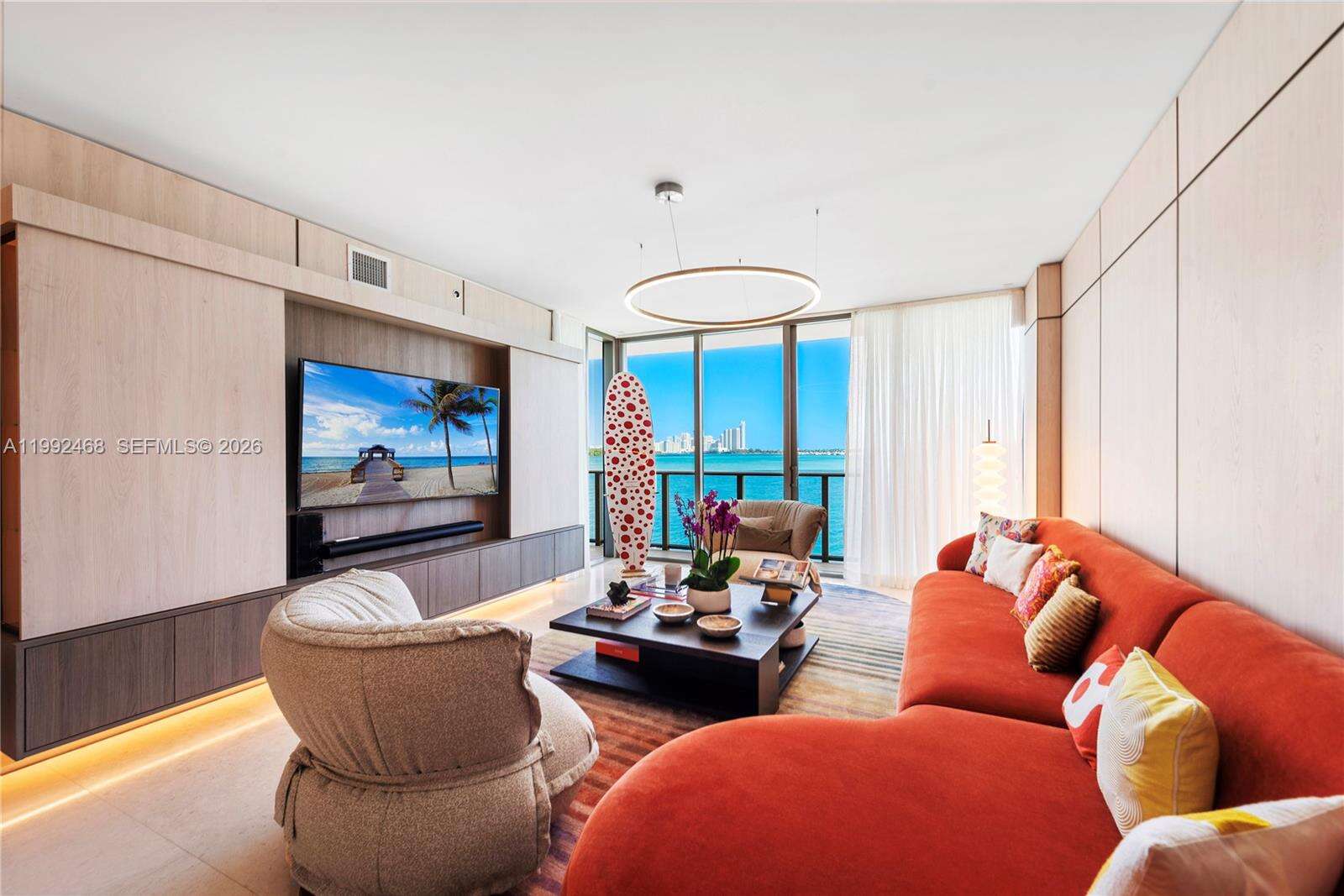 Onda Condos for Sale & Rent | Picture 1