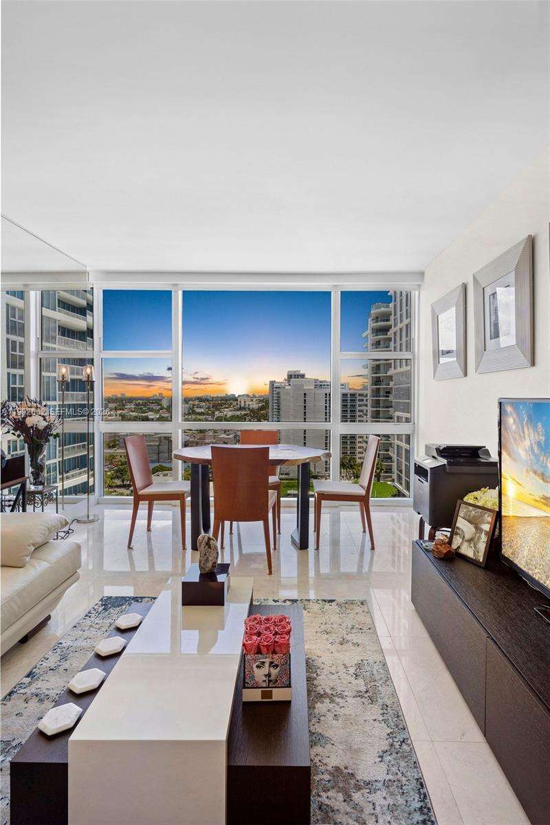 Central Carillon at 6801 Collins Ave, Miami Beach, FL 33141 - For Sale photo 12