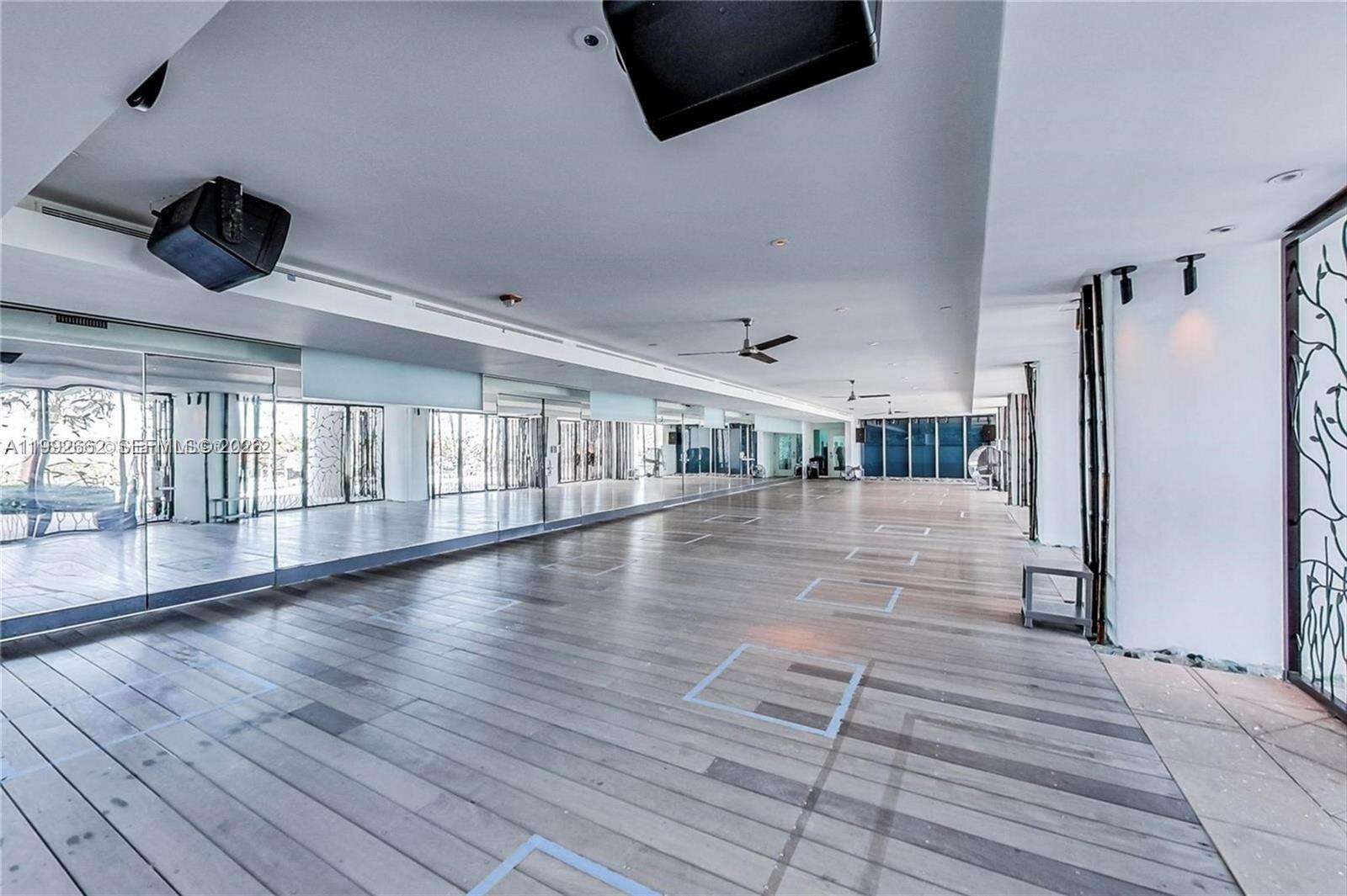 Central Carillon at 6801 Collins Ave, Miami Beach, FL 33141 - For Sale photo 29