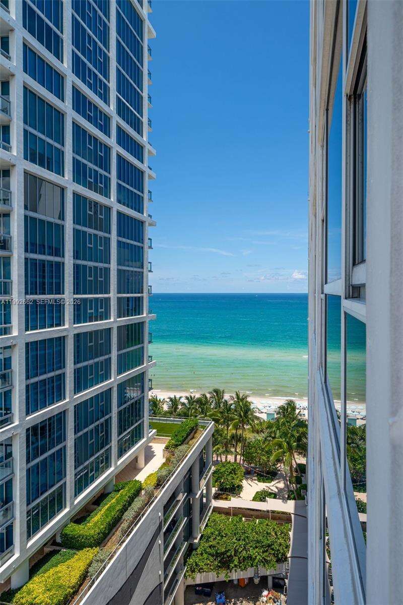 Central Carillon at 6801 Collins Ave, Miami Beach, FL 33141 - For Sale photo 4